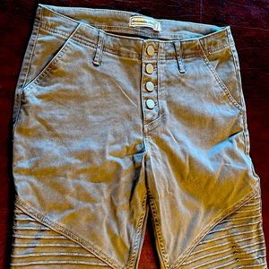 Abercrombie pants (women)